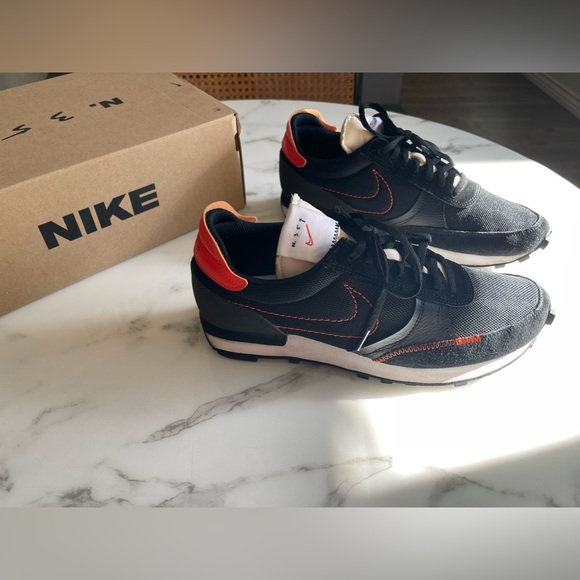 Nike daybreak-type 354 (size 9) - Picture 1 of 11